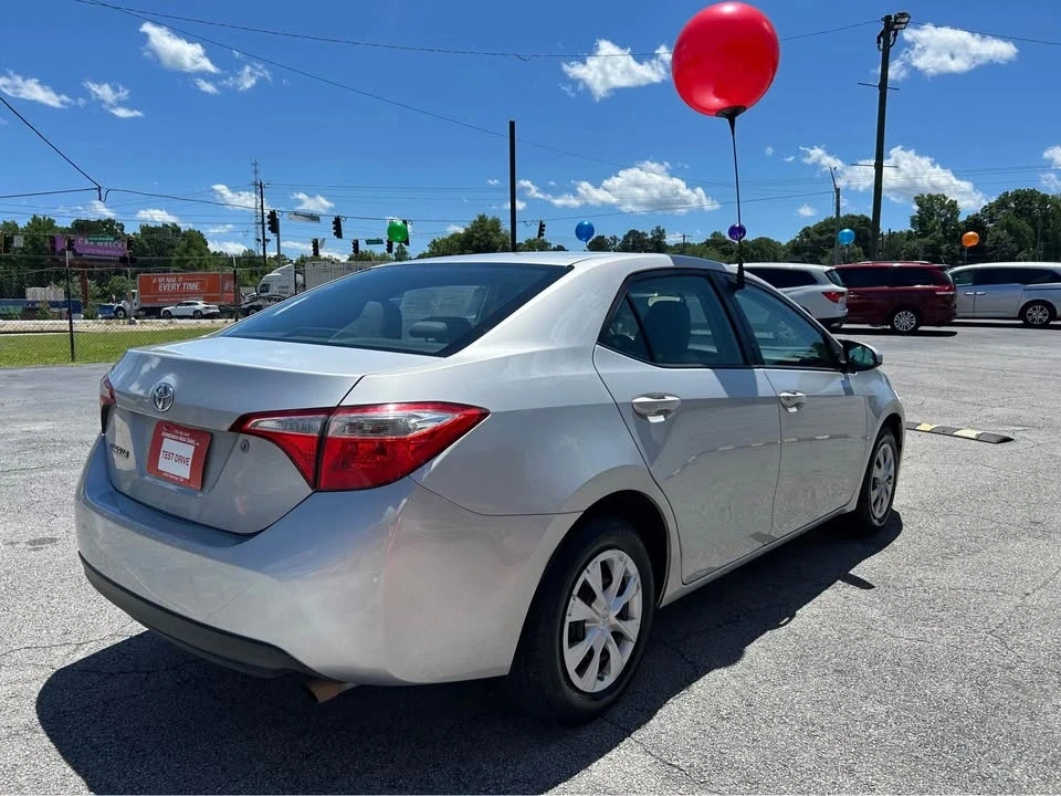 2016 Toyota Corolla 11th Gen - Image 3 of 5