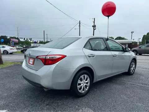 2016 Toyota Corolla 11th Gen - Image 3 of 7