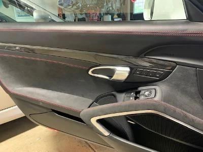 2016 Porsche 991 Targa 4 GTS - Image 16 of 19