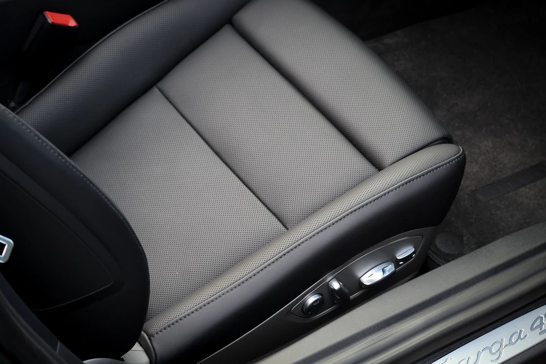 2016 Porsche 991 Targa 4 & 4S - Image 14 of 15