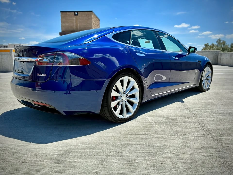 2016 Tesla Model S - Image 7 of 19