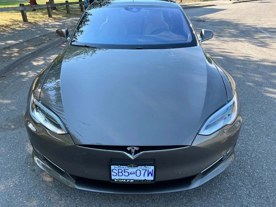 2016 Tesla Model S - Image 9 of 21