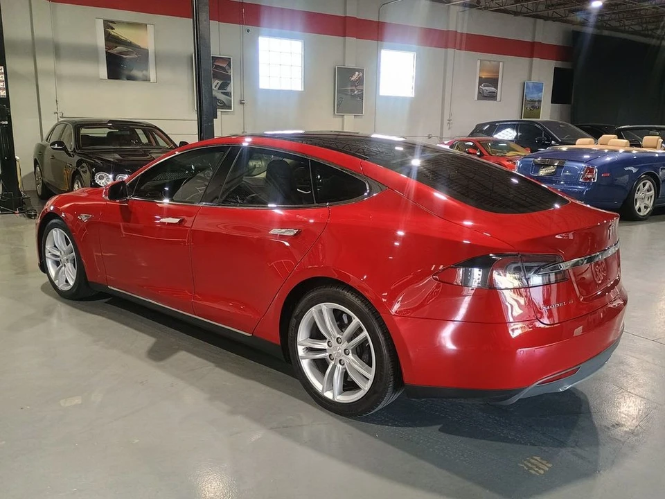 2016 Tesla Model S - Image 3 of 12