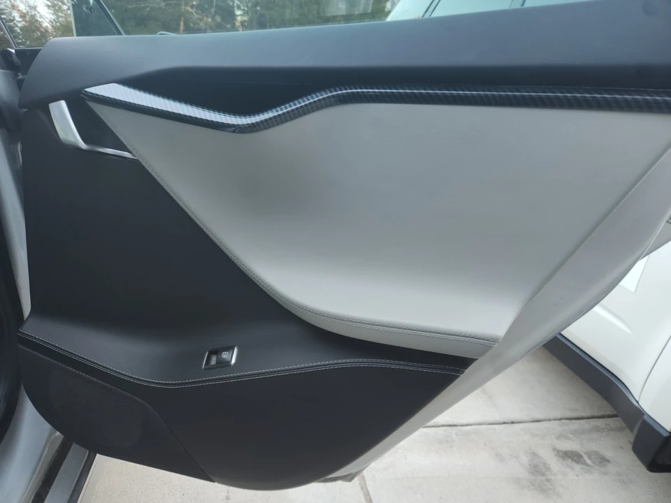 2016 Tesla Model S - Image 12 of 21