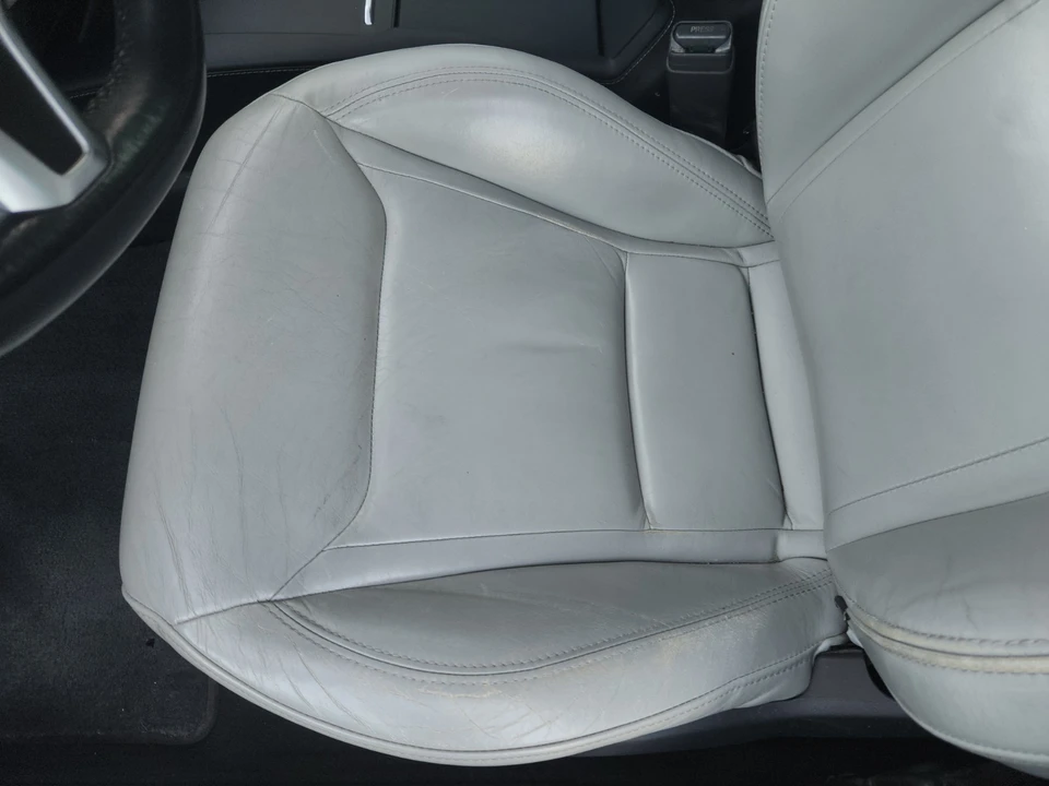 2016 Tesla Model S - Image 18 of 21