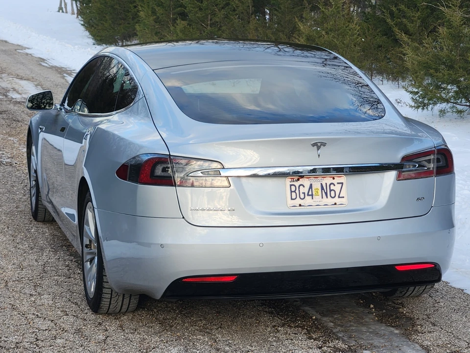 2016 Tesla Model S - Image 3 of 21