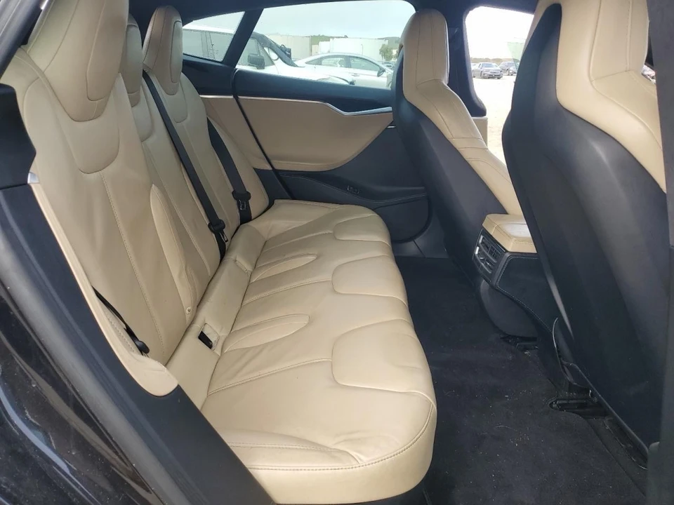 2016 Tesla Model S - Image 8 of 8