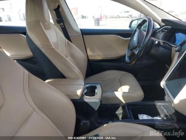 2016 Tesla Model S - Image 5 of 6