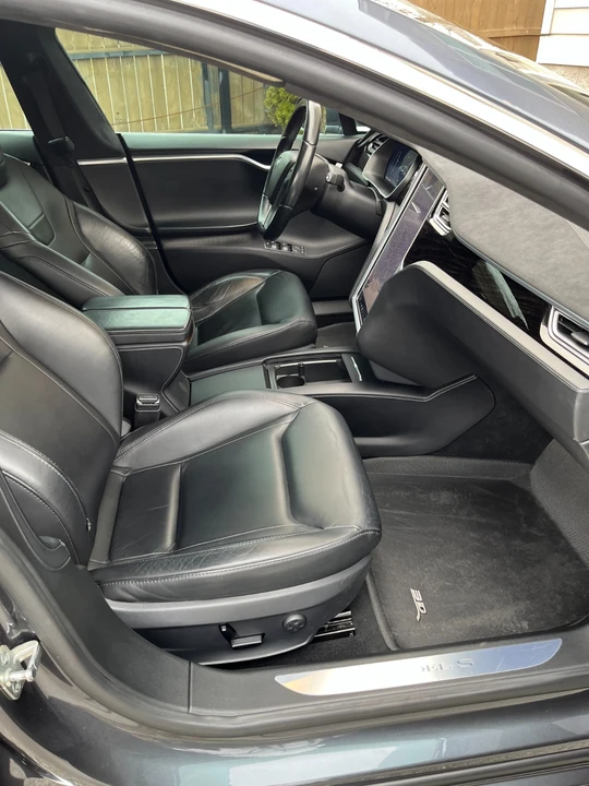 2016 Tesla Model S - Image 13 of 21