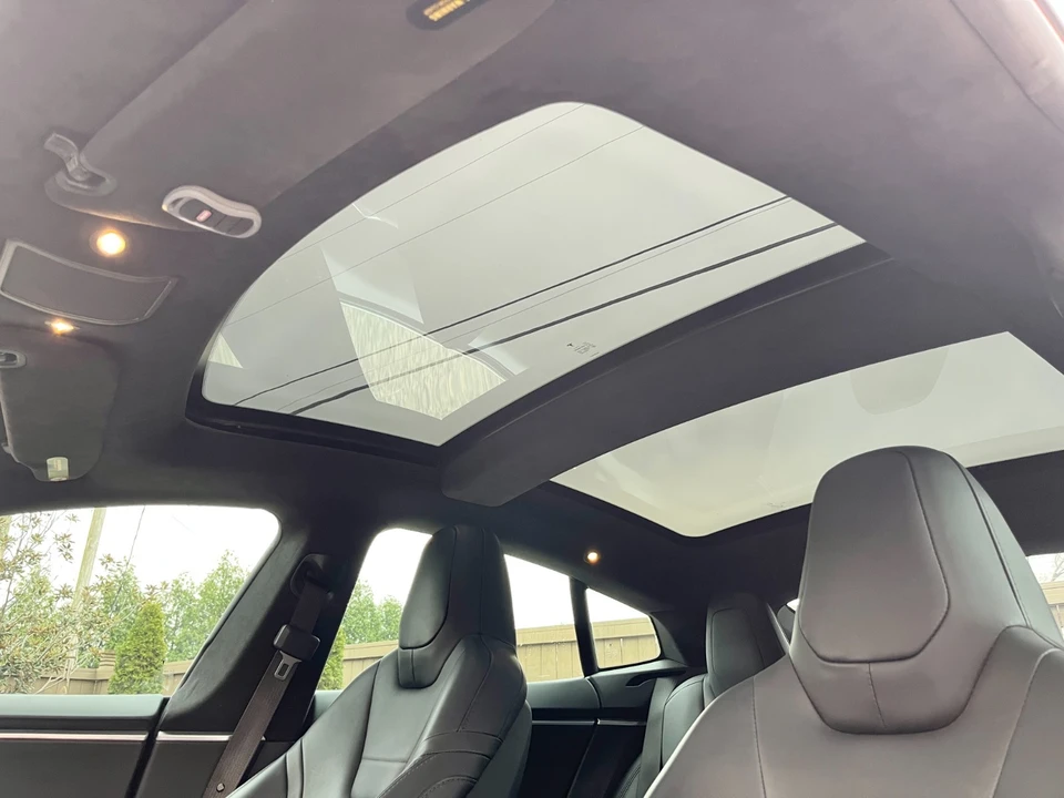 2016 Tesla Model S - Image 14 of 21