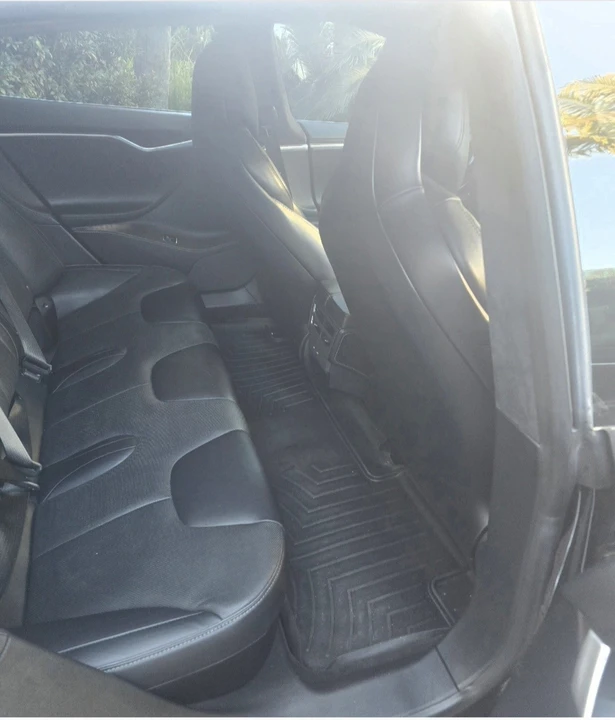 2016 Tesla Model S - Image 22 of 23