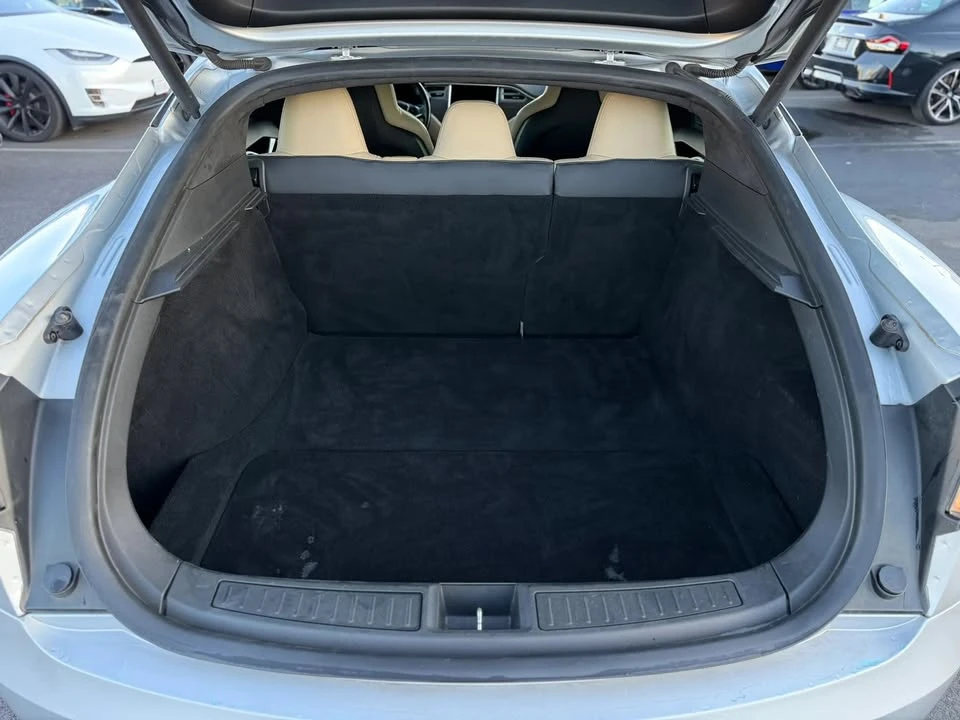 2016 Tesla Model S - Image 9 of 20
