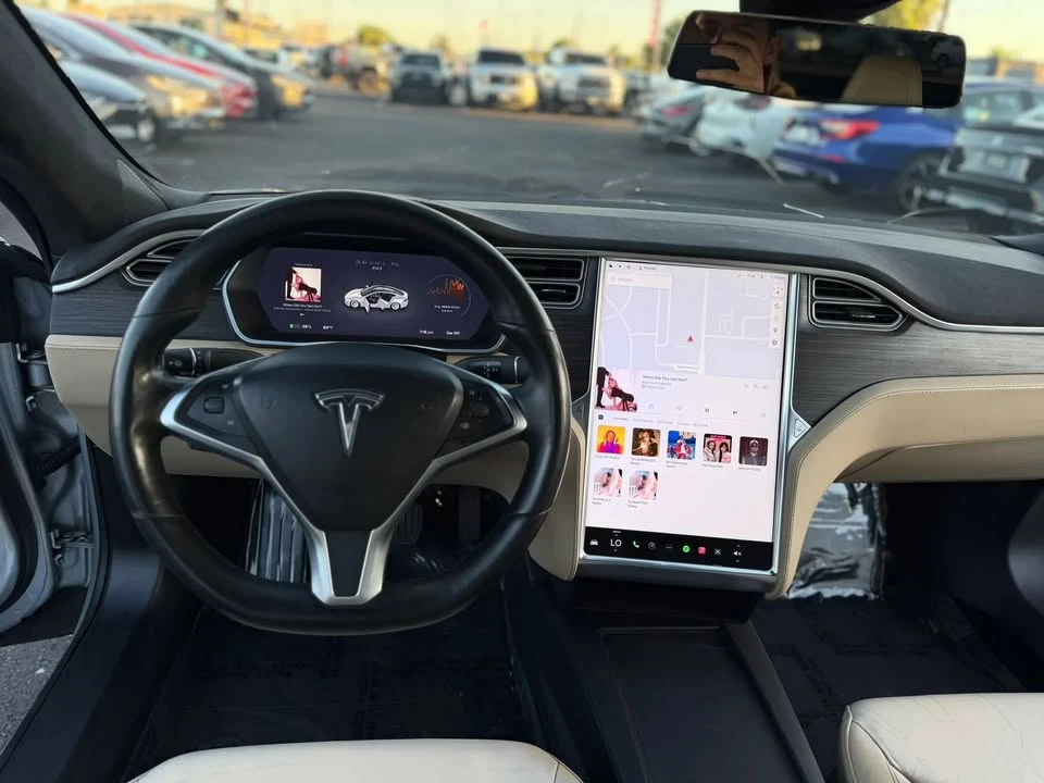 2016 Tesla Model S - Image 13 of 20