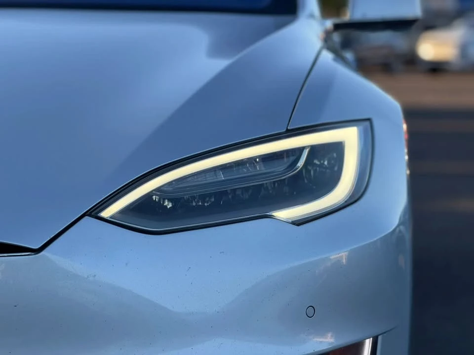 2016 Tesla Model S - Image 5 of 20