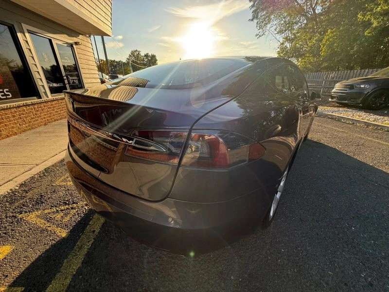 2016 Tesla Model S - Image 6 of 12