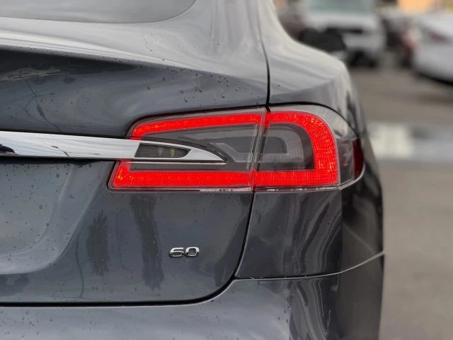 2016 Tesla Model S - Image 9 of 21