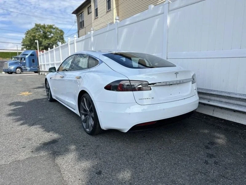 2016 Tesla Model S - Image 5 of 12