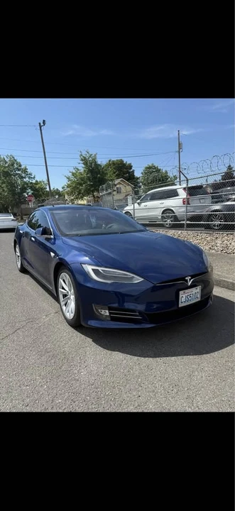 2016 Tesla Model S - Image 5 of 14