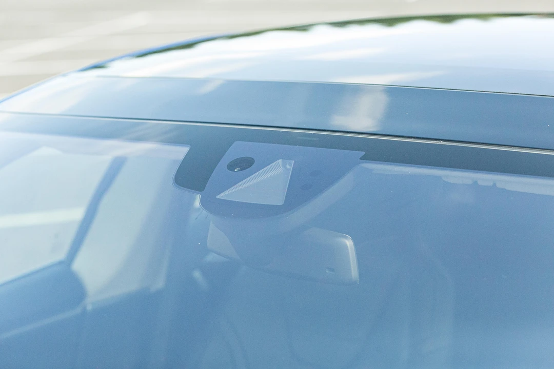 2016 Tesla Model S - Image 16 of 31