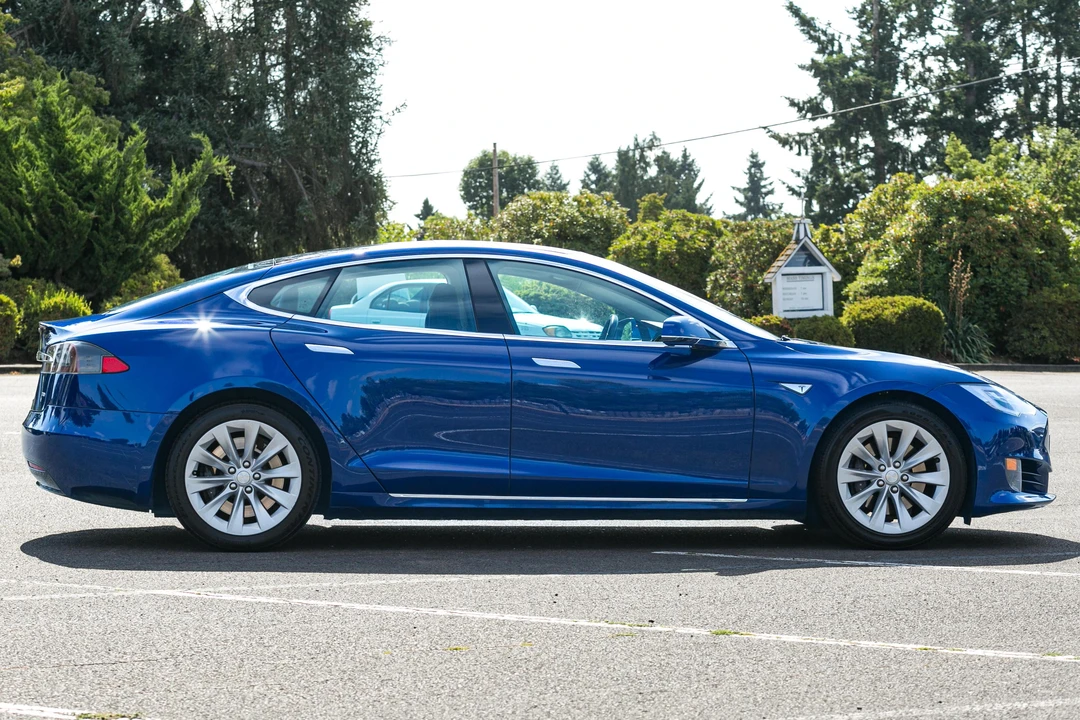 2016 Tesla Model S - Image 3 of 31