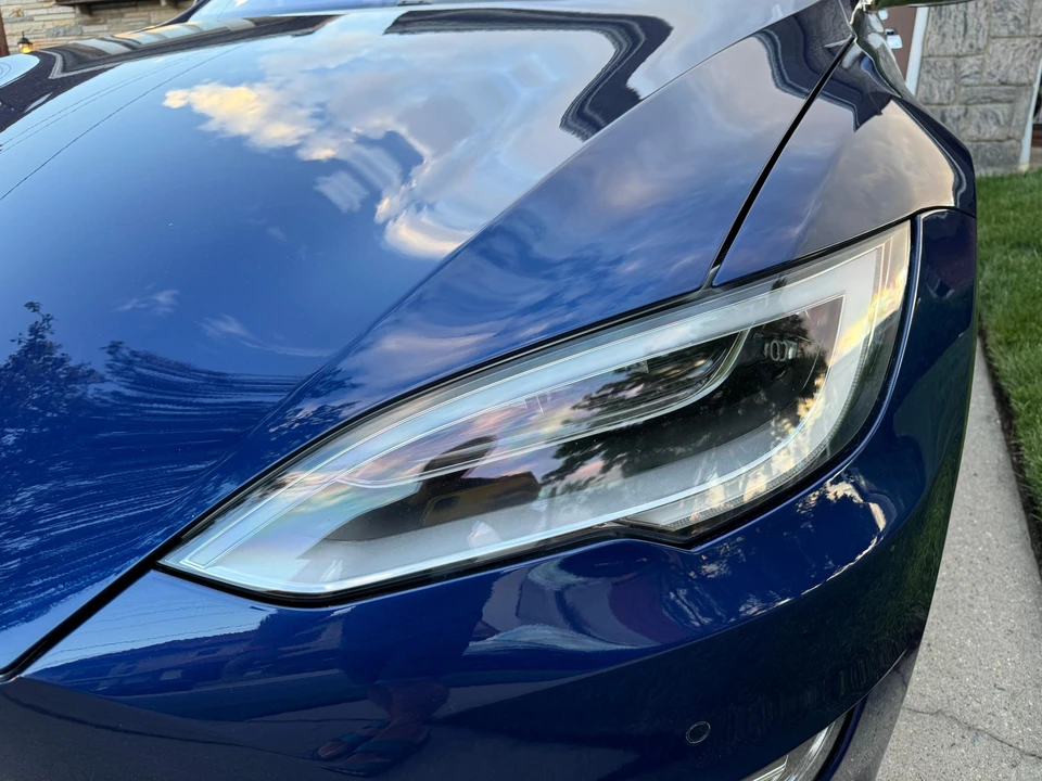 2016 Tesla Model S - Image 18 of 31