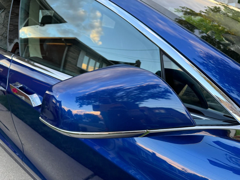 2016 Tesla Model S - Image 28 of 31