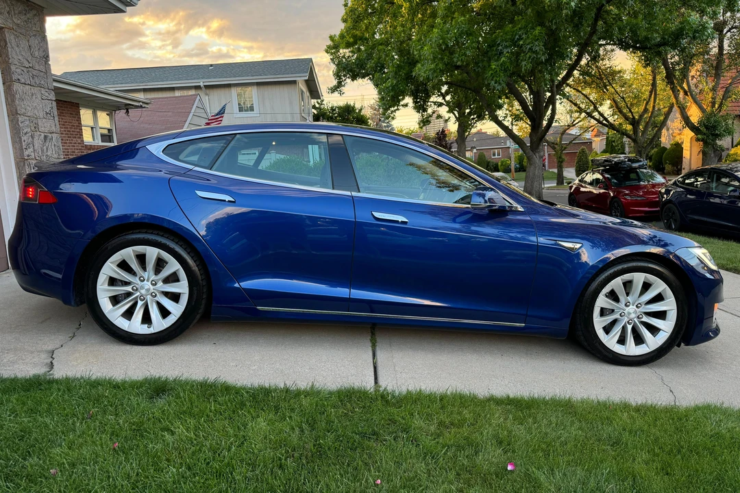 2016 Tesla Model S - Image 3 of 31