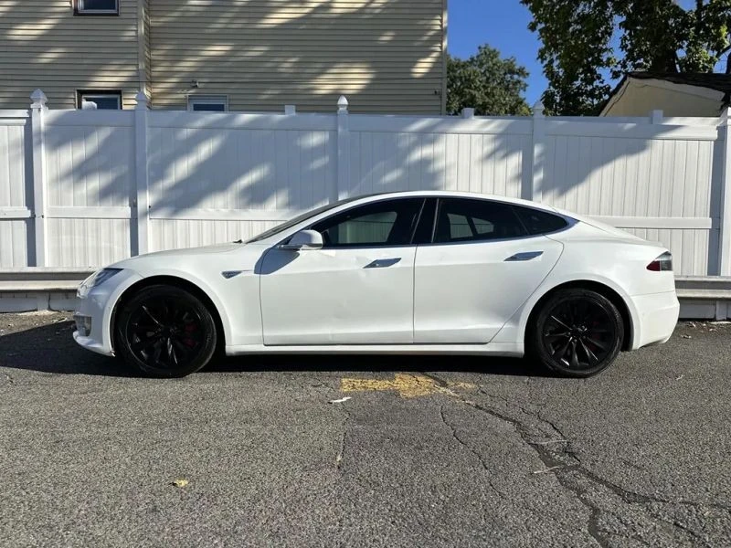 2016 Tesla Model S - Image 4 of 12