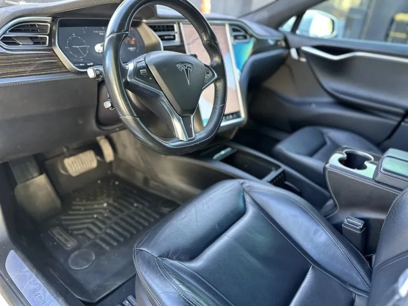 2016 Tesla Model S - Image 10 of 12