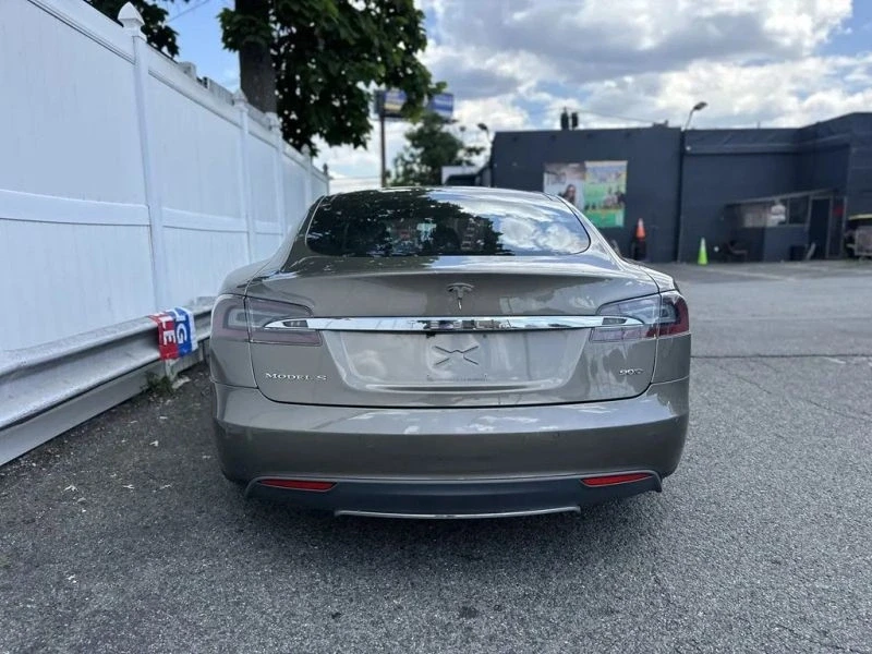 2016 Tesla Model S - Image 6 of 12