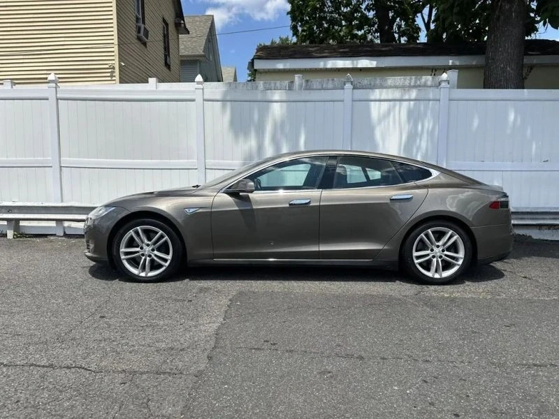 2016 Tesla Model S - Image 4 of 12