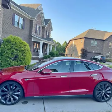 2016 Tesla Model S 70D