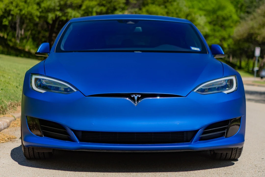 2016 Tesla Model S - Image 2 of 31