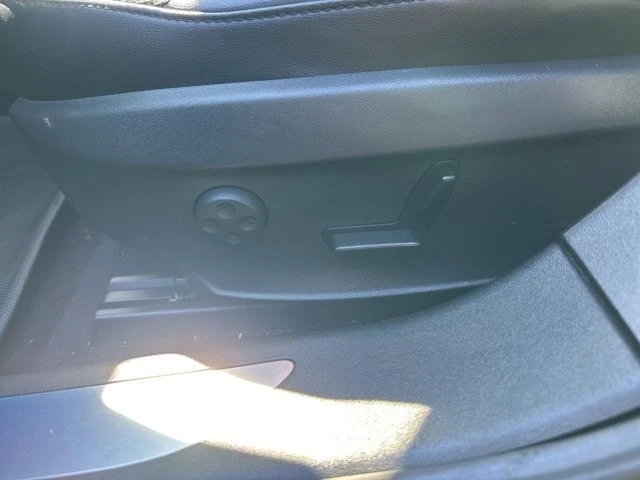 2016 Tesla Model S - Image 6 of 12