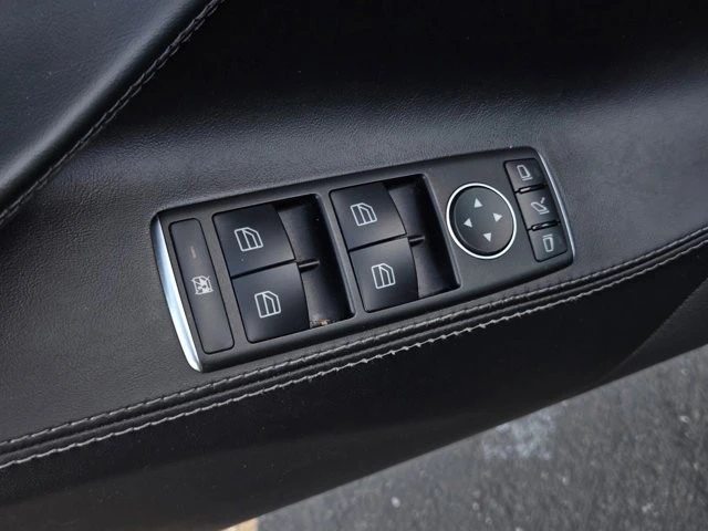 2016 Tesla Model S - Image 10 of 21