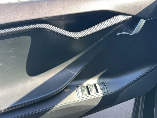 2016 Tesla Model S - Image 5 of 12