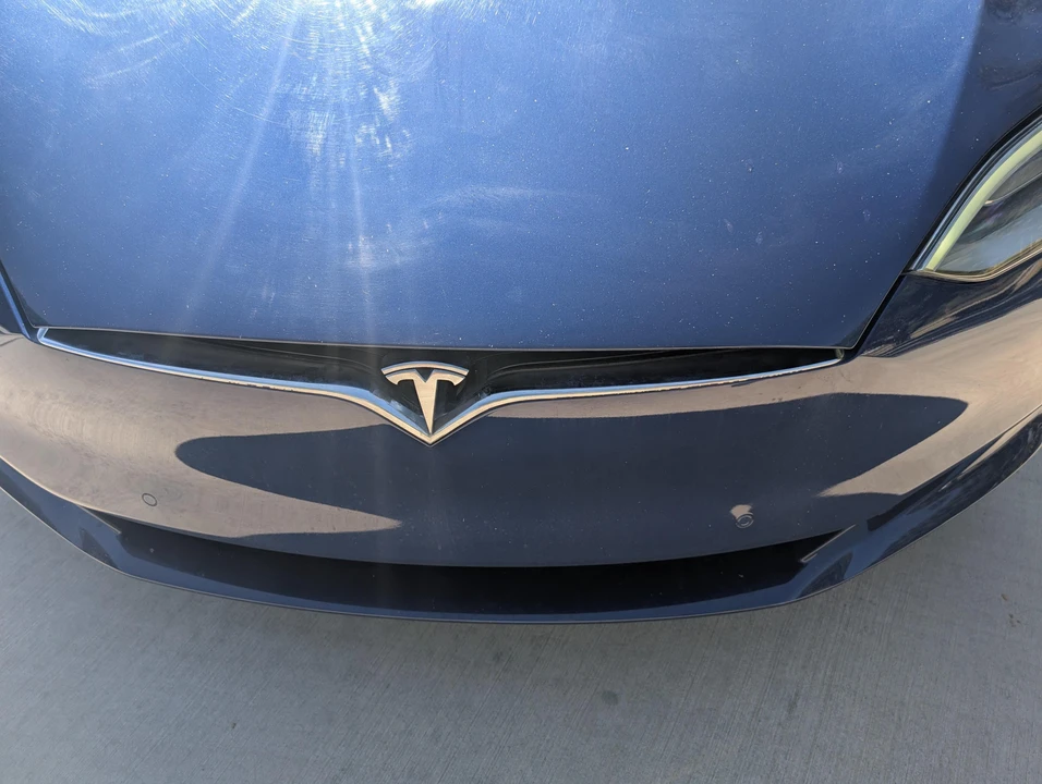 2016 Tesla Model S - Image 30 of 31