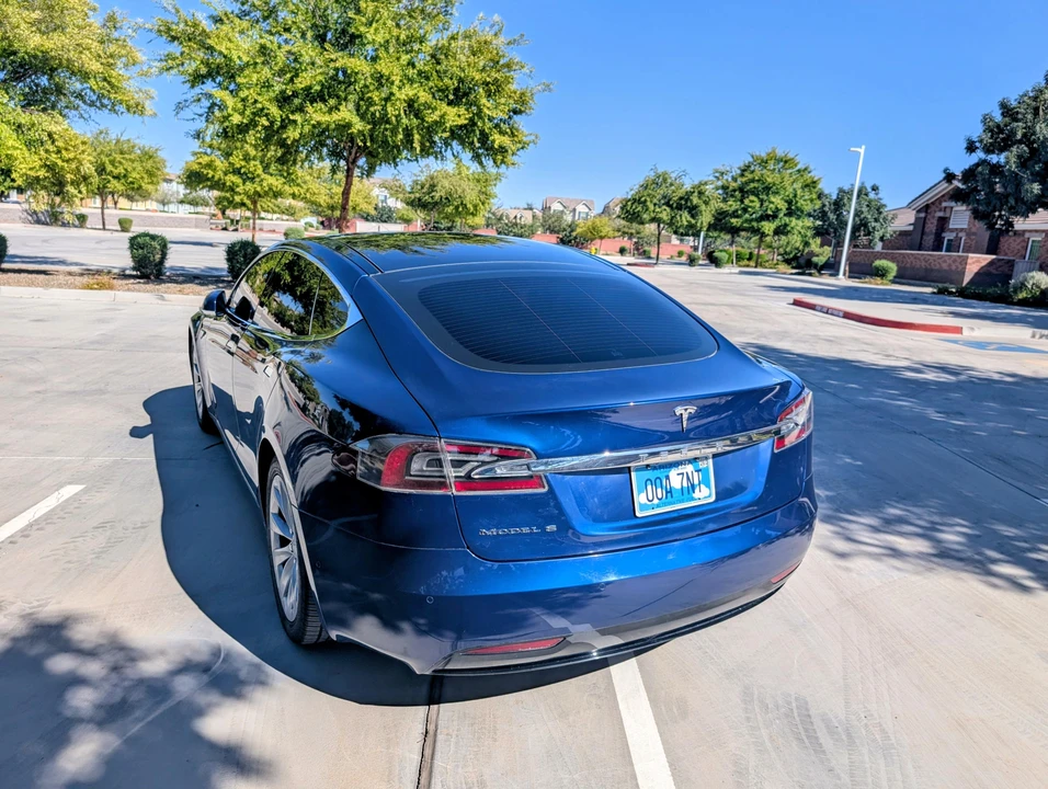 2016 Tesla Model S - Image 11 of 31