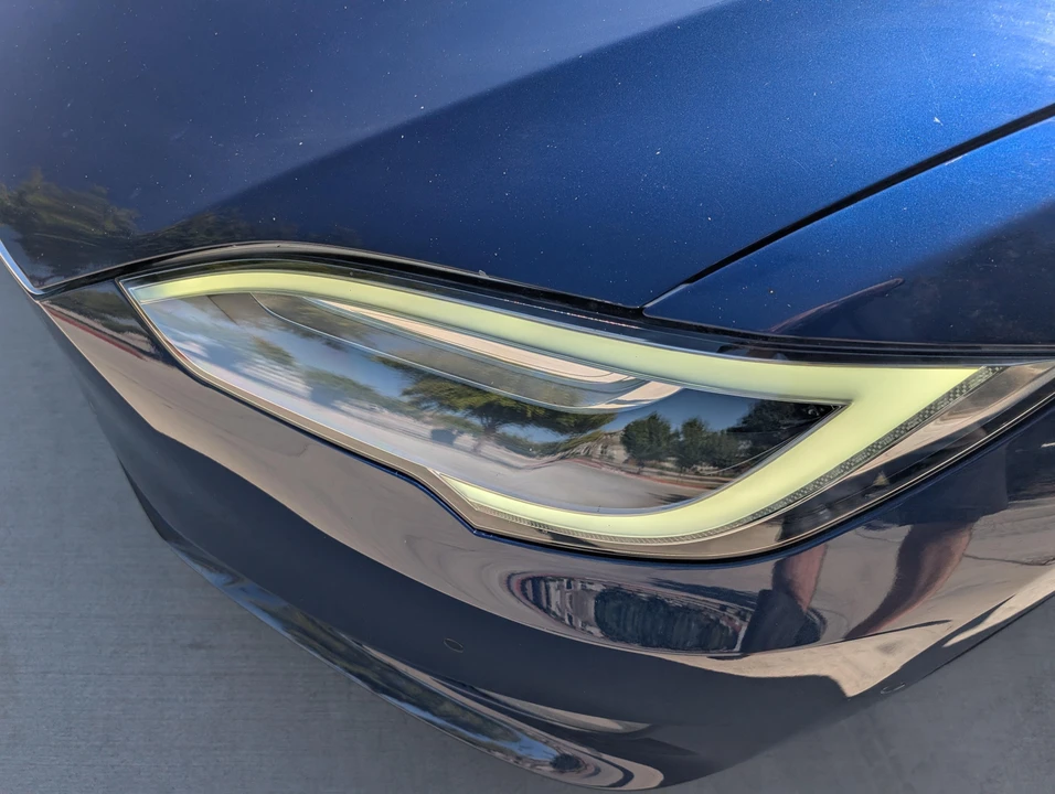 2016 Tesla Model S - Image 20 of 31