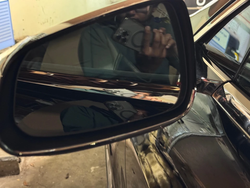 2016 Tesla Model S - Image 12 of 31
