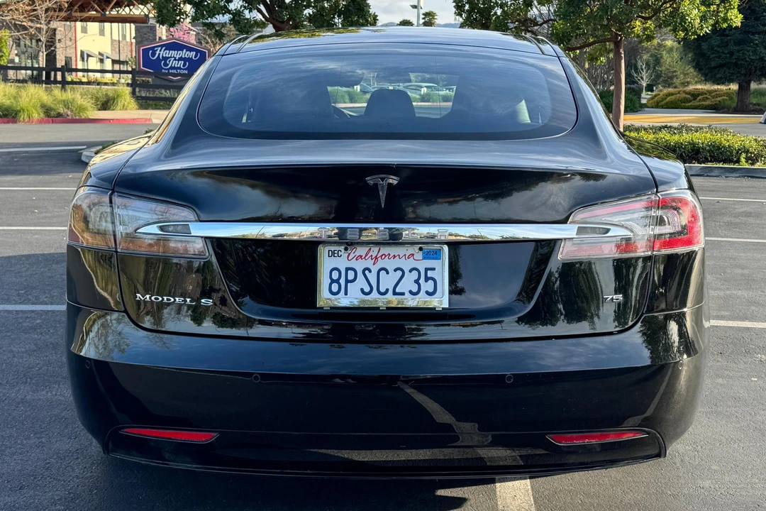 2016 Tesla Model S - Image 5 of 31