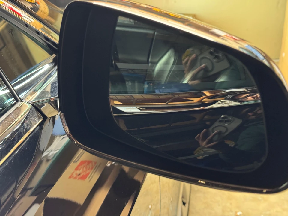2016 Tesla Model S - Image 17 of 31