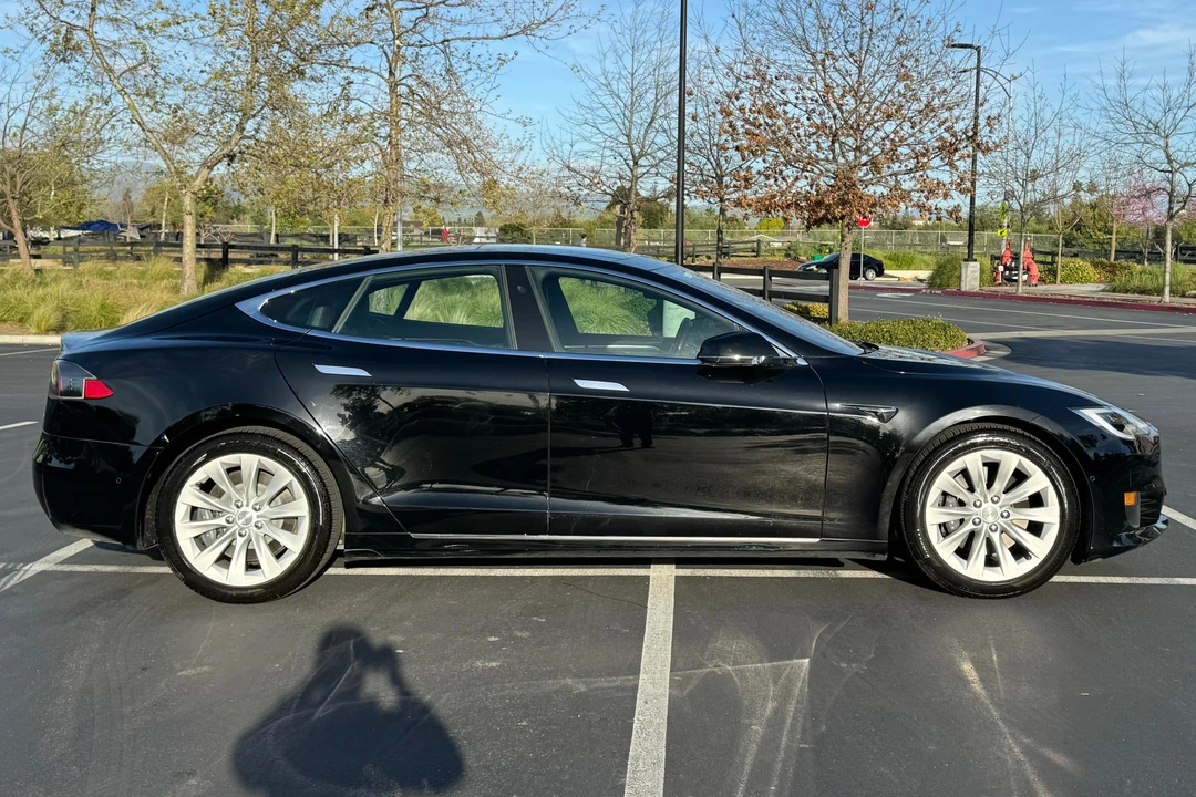 2016 Tesla Model S - Image 3 of 31