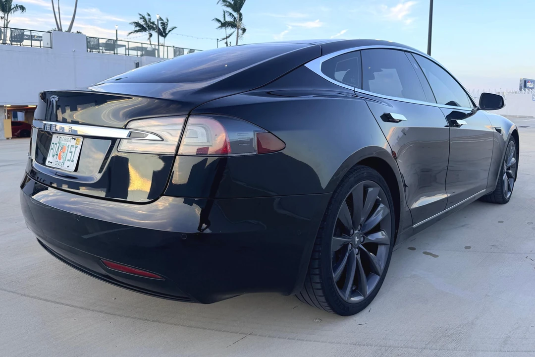2016 Tesla Model S - Image 4 of 31