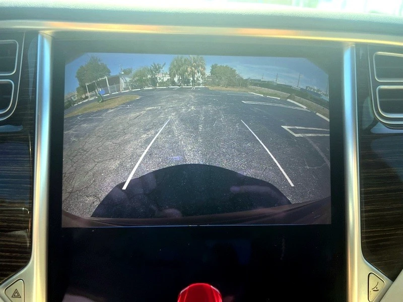 2016 Tesla Model S - Image 18 of 21