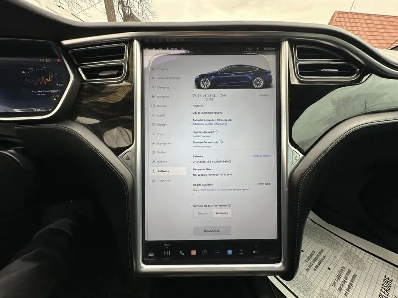 2016 Tesla Model S - Image 11 of 12
