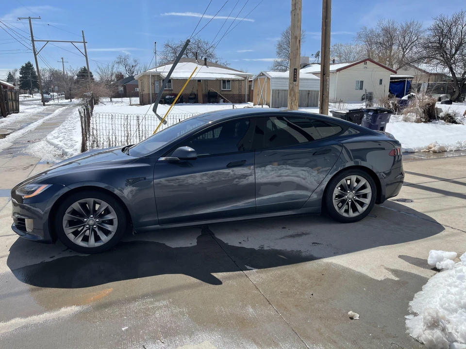 2016 Tesla Model S - Image 10 of 31