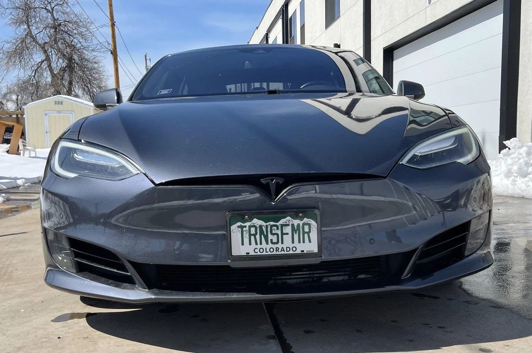 2016 Tesla Model S - Image 2 of 31