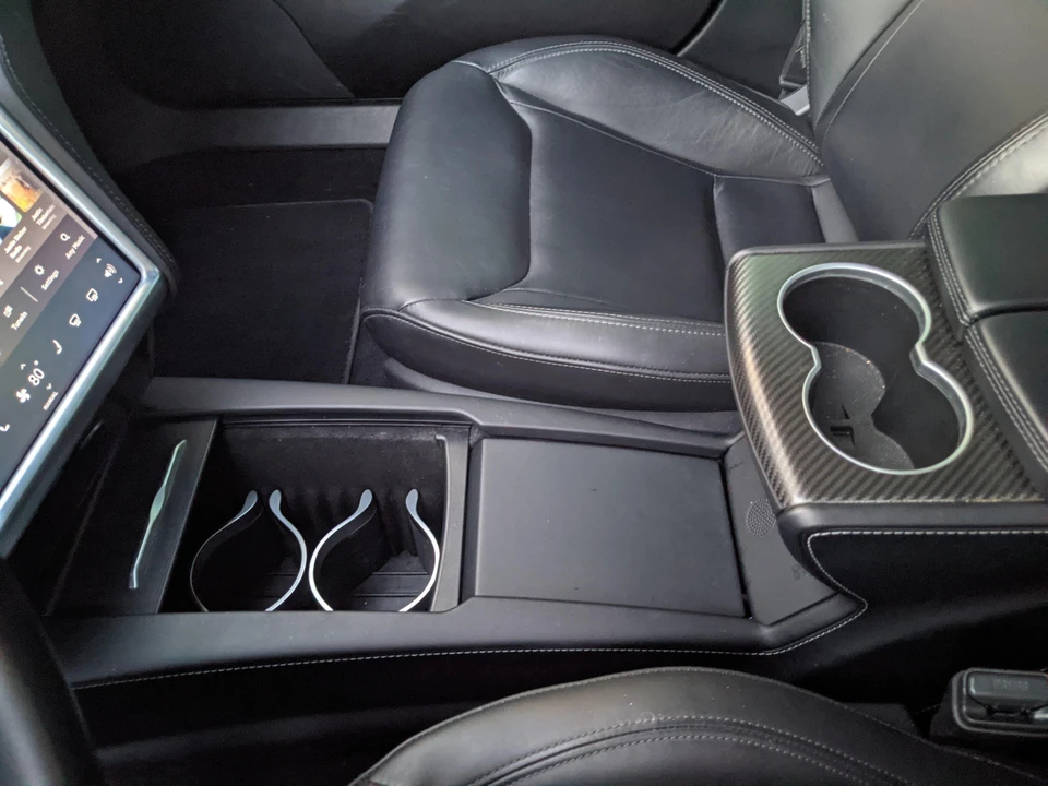 2016 Tesla Model S - Image 27 of 31