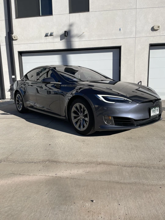 2016 Tesla Model S - Image 14 of 31
